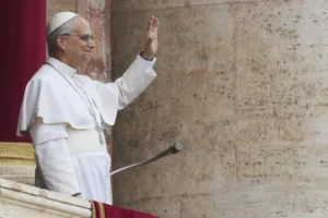 abc-prays-pope-leo-xiv-will-‘counter’-trump:-liberal-media-scream