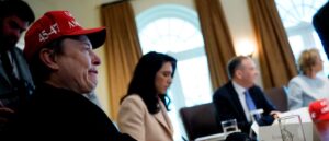 ‘explain-how’:-feds-demand-answers-from-tesla-over-austin-‘robotaxi’-launch