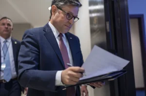 house-republicans-pass-$4t-tax-cut-out-of-committee