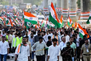 pakistan,-india-trade-accusations-and-threats,-but-ceasefire-holds