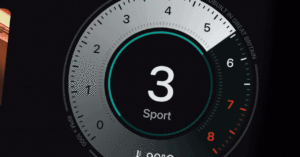 apple-carplay-2-finally-lands-as-‘carplay-ultra’—but-aston-martin-gets-it-first