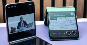 motorola’s-razr-ultra-and-razr-are-gorgeous-folding-phones-with-a-few-imperfections