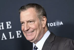 de-blasio-fined-for-improperly-using-security-during-presidential-bid