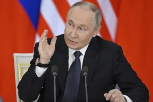 trump-shrugs-off-putin-bailing-on-turkey-peace-talks-–-washington-examiner