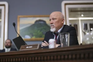 five-republicans-vote-‘no’-on-bringing-reconciliation-bill-out-of-committee-–-washington-examiner