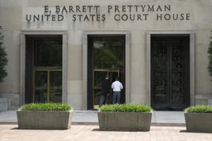 appeals-court-unfreezes-trump-order-targeting-federal-worker-unions-–-washington-examiner