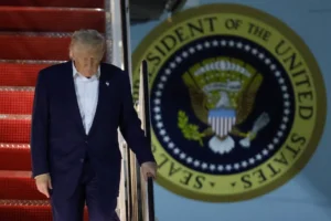 trump-renews-criticism-of-biden-‘autopen’-use-after-hur-interview-audio-leaks-–-washington-examiner