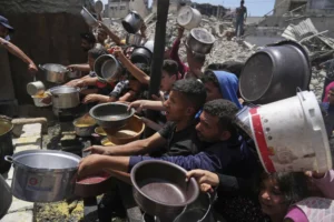 netanyahu-resumes-letting-aid-into-gaza-after-international-pressure