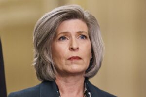 james-comer-and-joni-ernst-urge-investigation-into-dod-card-charges