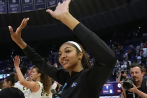 wnba-investigating-alleged-racial-slurs-directed-at-angel-reese