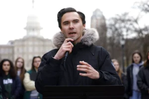 david-hogg-eases-up-on-age-related-concerns-about-democratic-incumbents-–-washington-examiner