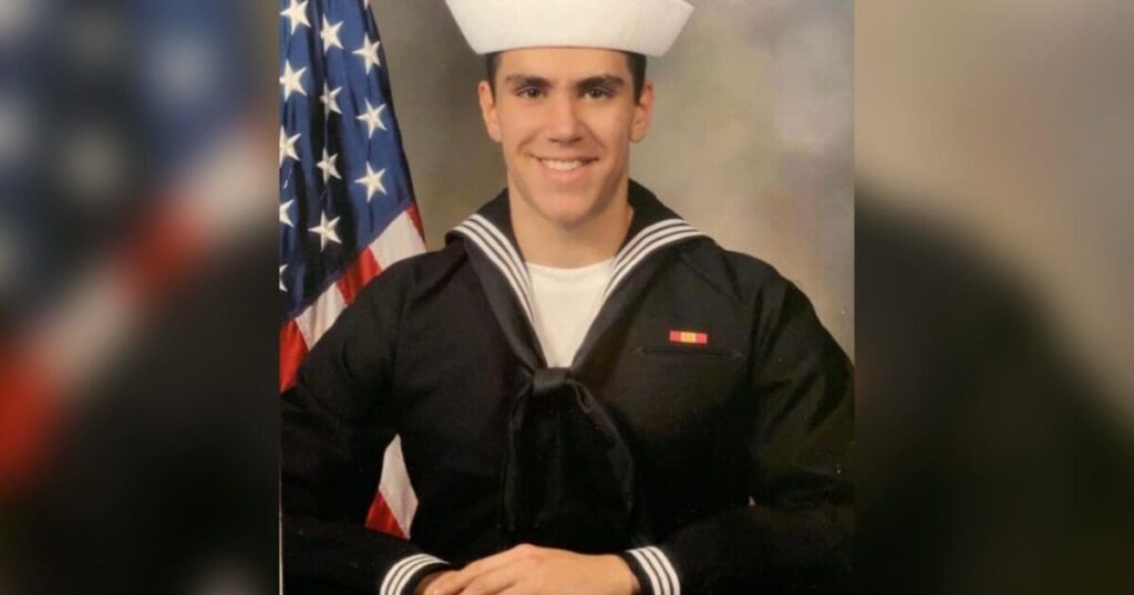 six-us.-senators-demand-inquiry-into-department-of-veteran-affairs-following-denial-of-disability-claims-for-24-year-old-navy-vet-discharged-due-to-myocarditis-from-covid-19-vaccine-|-the-gateway-pundit-|-by-jim-hᴏft