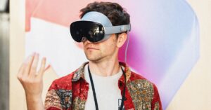 google’s-android-chief-hopes-its-‘new-era’-will-get-people-to-ditch-their-iphones