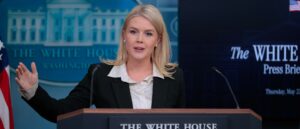 karoline-leavitt-answers-if-trump-is-‘satisfied’-with-bongino’s-assassination-attempt-explanation