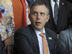 north-dakota-governor-accidentally-vetoes-$35m-in-housing-budget