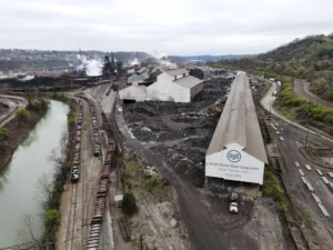 trump-greenlights-nippon-deal-with-us-steel