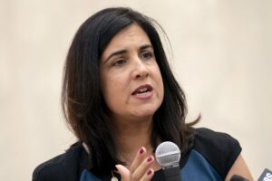 nyc-mayoral-candidate-lander-challenges-malliotakis-to-debate-over-‘big,-beautiful-bill’