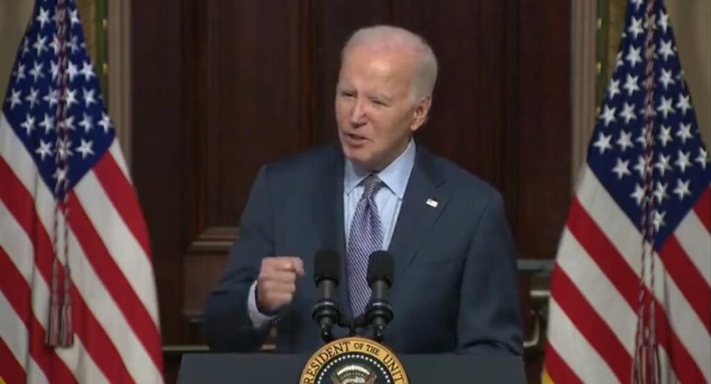 joe-biden-slams-fist-on-podium,-randomly-starts-shouting-out-of-nowhere-during-roundtable-with-jewish-leaders-(video)-|-the-gateway-pundit-|-by-cristina-laila