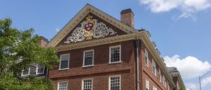 trump-admin-to-cut-remaining-contracts-with-harvard