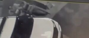 video-appears-to-show-secret-service-agents-brawling-in-front-of-obama’s-house