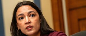 aoc-doubles-down-on-political-loser-as-dems-seek-to-ditch-‘abolish-ice’-bandwagon