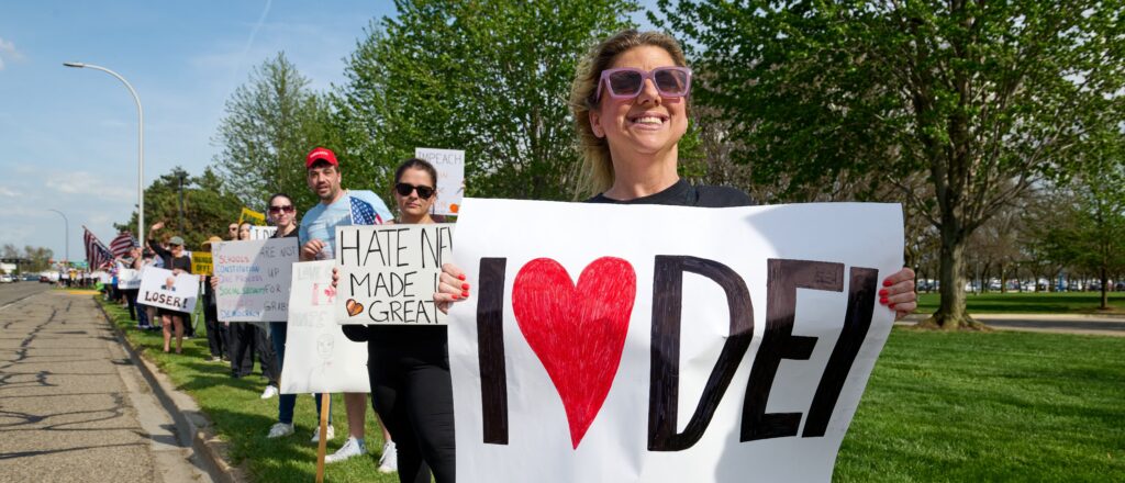 trump’s-crackdown-sends-corporate-diversity-jobs-plummeting,-new-data-reveals