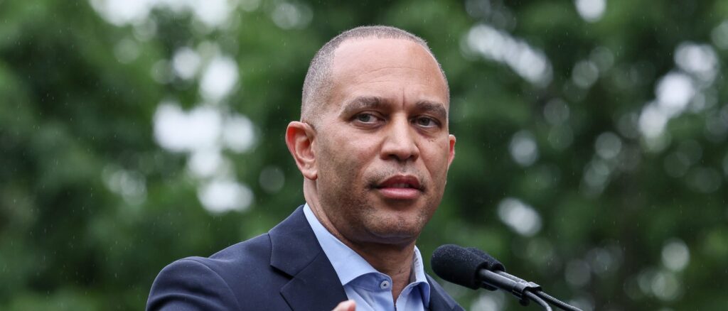 ‘big-ugly-bill’:-dems-plot-to-make-trump’s-‘beautiful’-package-politically-toxic-for-gop-lawmakers