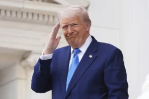 the-big-silver-lining-for-trump-in-tariff-and-doge-setbacks