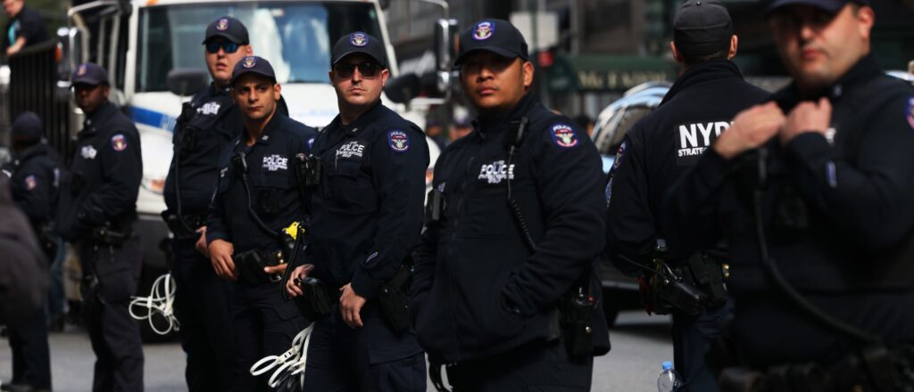 nypd-orders-all-cops-report-in-uniform-amid-threats-from-hamas