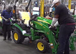 john-deere-to-invest-$20-billion-in-america-–-new-assembly-lines,-factories,-and-us-steel