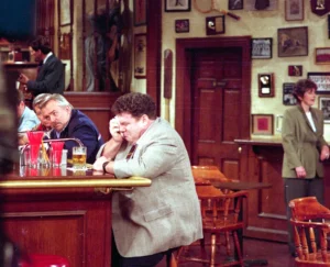 what-it-was-like-writing-jokes-for-george-wendt-on-’cheers’