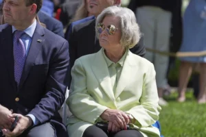 fbi-investigating-messages-sent-to-politicians-from-someone-impersonating-susie-wiles