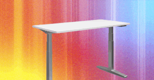 this-staples-standing-desk-isn’t-flashy-but-it’s-reliable-for-the-money