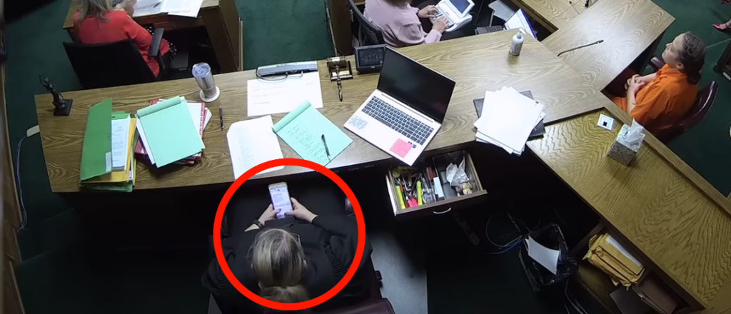 security-footage-shows-oklahoma-judge-allegedly-scrolling-on-social-media-during-murder-trial