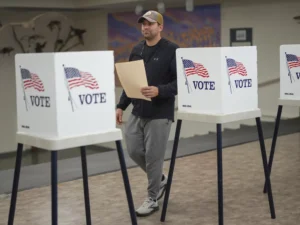 voter-registration-trend-continues-for-democrats,-independents