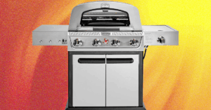 behold,-a-four-burner-grill-that’s-also-a-griddle-and-a-pretty-good-pizza-oven