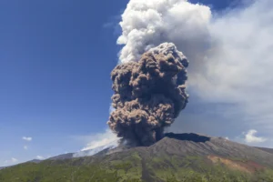 sicily’s-mount-etna-produces-enormous-ash-cloud-in-volcanic-eruption-–-washington-examiner