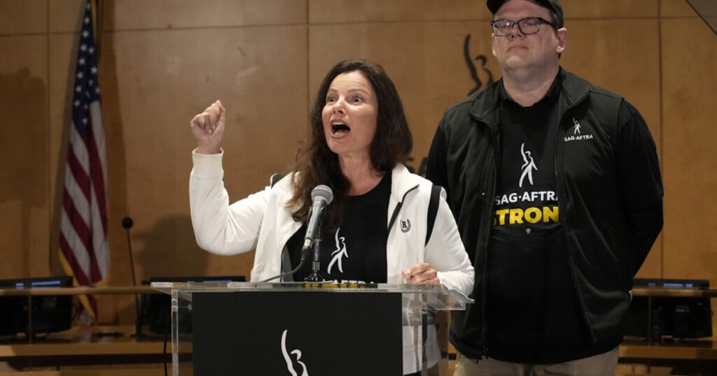 sag-aftra-stalls-again-in-negotiation-talks-as-studios-walkout