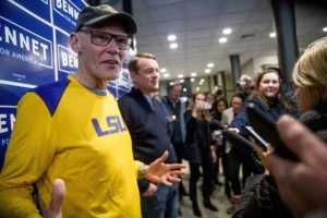 carville-eyes-‘golden-opportunity’-for-dems-in-trump-military-parade