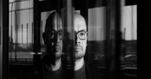 google-deepmind’s-ceo-thinks-ai-will-make-humans-less-selfish