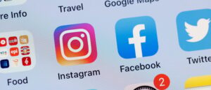 obama-appointed-judge-blocks-red-state-ban-on-social-media-for-kids