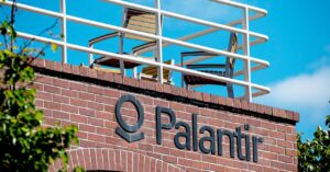 palantir-is-going-on-defense