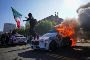 rioters-set-several-waymo-vehicles-on-fire-in-los-angeles-–-washington-examiner