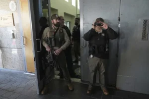 why-trump-is-likely-to-win-battle-with-la-over-immigration-enforcement