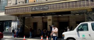 despite-impending-closure,-nyc’s-migrant-hotel-sticks-out-like-sore-thumb-in-trump’s-america