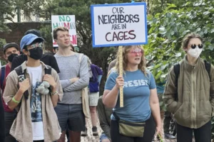 leavitt-rips-‘stupid-question’-over-trump’s-stance-on-protests