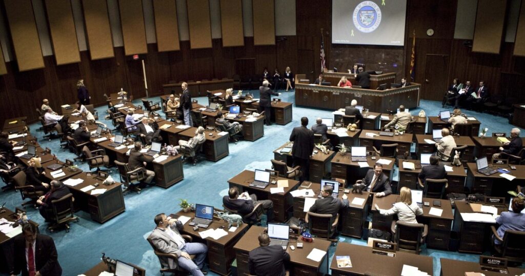 report:-record-spending-arizona-budget-outpacing-revenue