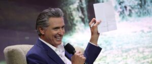 top-presidential-contender-wrecks-hopes-before-stepping-foot-on-campaign-trail