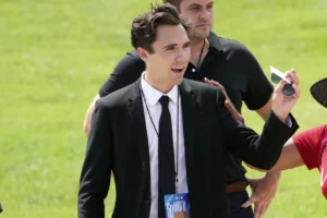 democrats’-david-hogg-problem-not-over-despite-dnc’s-vote-to-remove-him