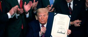 trump-ate-the-poisoned-apple-that-could-destroy-his-maga-legacy